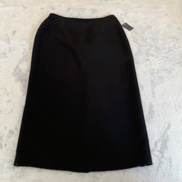 Liz Claiborne Women's Maxi Black Skirt Lined With Slit In Back 12 NWT - Picture 3 of 14